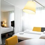 Novotel Paris Stade De France Hotel 4*