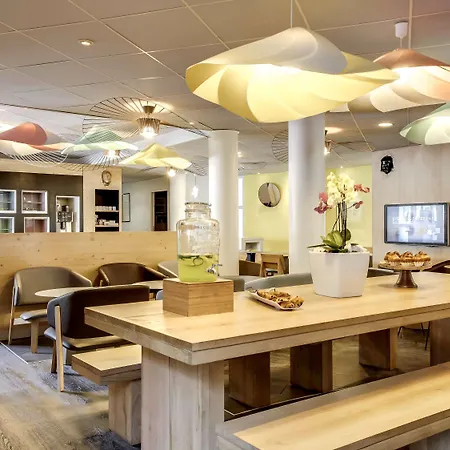 Hotel Novotel Paris Stade De France 4*
