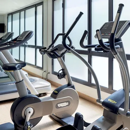 Novotel Paris Stade De France Hotel 4*