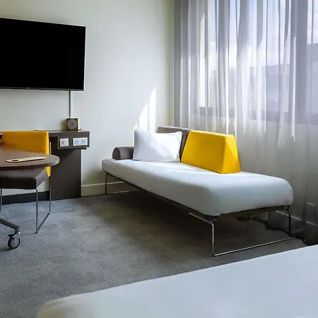 Hotel Novotel Paris Stade De France 4*