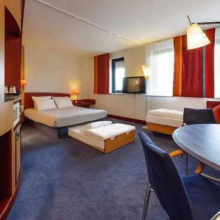 Hotel Novotel Paris Stade De France 4*