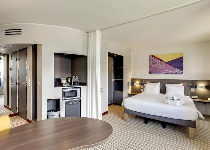 Novotel Paris Stade De France Hotel 4*